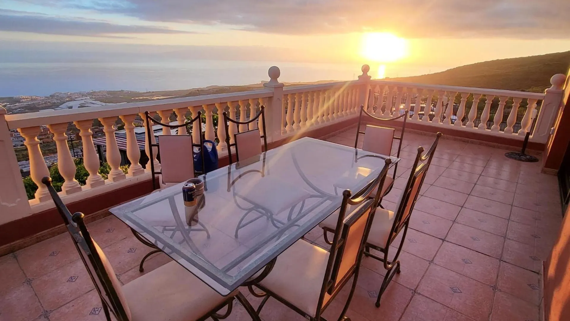 Villa El Mirador Los Menores
